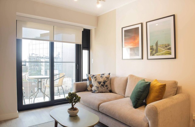 w* | Cozy 2BR w/ Balcony in Miraflores