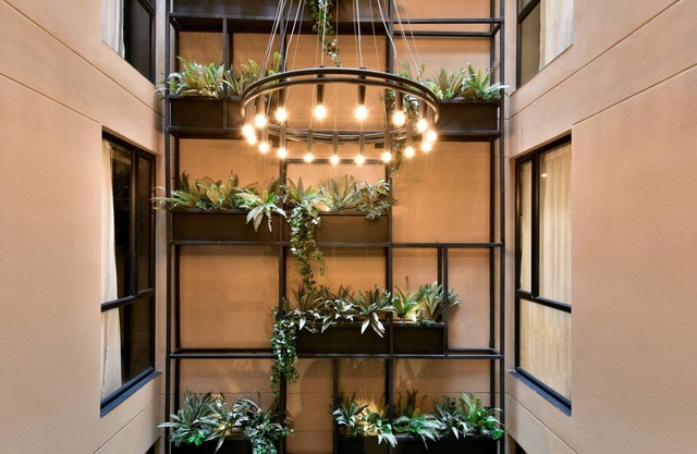 w Cozy Loft w/ Modern Balcony in Unicentro