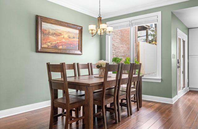 Walk to PNC & Acrisure, King Bed, Spa Baths, Outdoor Oasis, 2 Private Parking