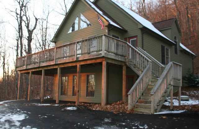 A unos Pasos de Mountain Inn, gran ubicación para su escapada de montaña, WPI
