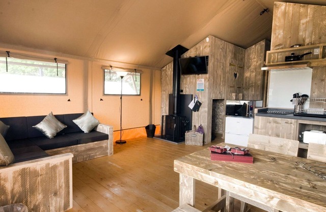 3 bedroom accommodation in Dawlish