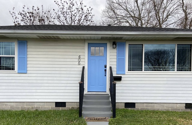 Warm and Cozy House 10 minutes from New Orleans