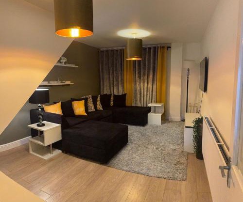 Warm spacious lovely house