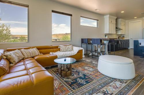 Washington Home with Pool Access about 32 Mi to Zion NP!