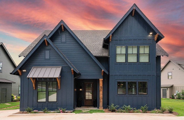 Waterfront, Gameday Ready, Kayak, Dock, EV Charger - 4 Bed/3 Bath
