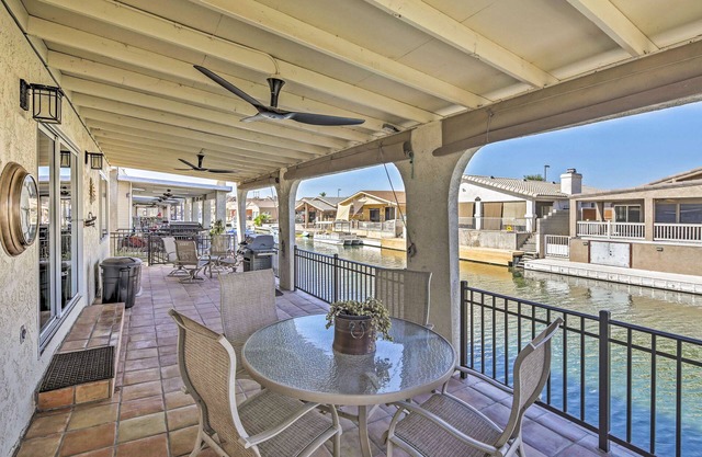 ¡NUEVO! Waterfront Home en Parker w / Mtn Views & Dock!