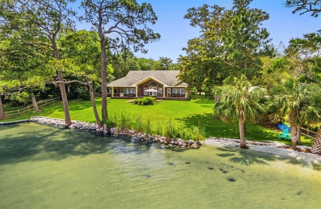 Waterfront Home on the Bayou, Pet Friendly