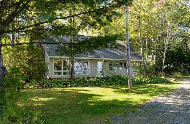 Casa frente al mar en Great Pond