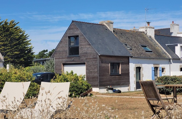 Waterfront house - Direct beach access