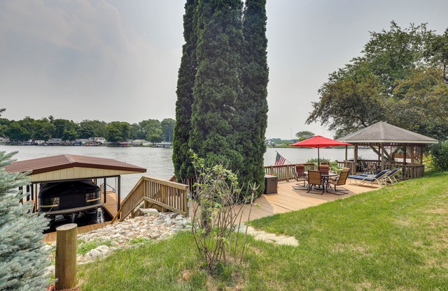 Hermosa casa frente al mar Monticello w / Fire Pit!