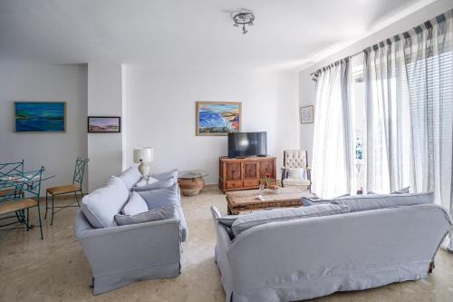 Waterfront Panorama Massive Three Bedrooms Flat 8S