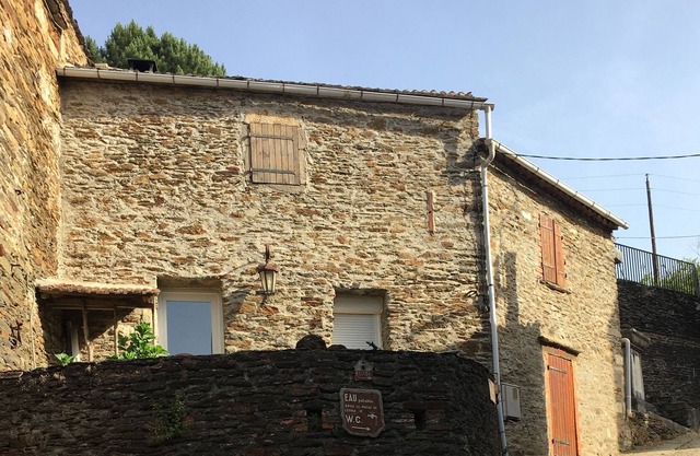 Weekly vacation rental in southern Ardèche