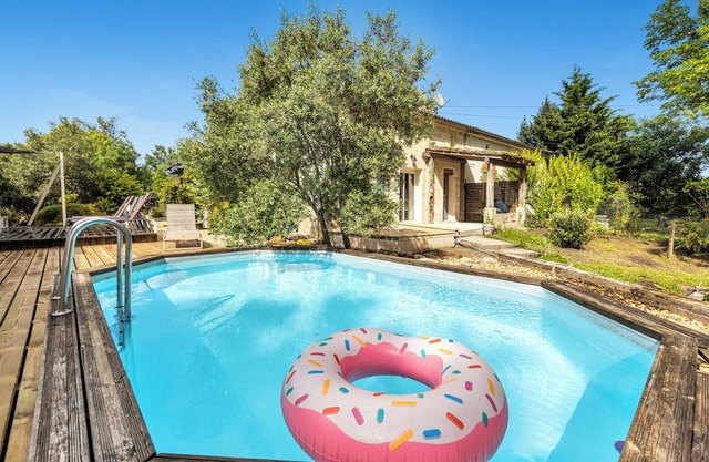 Casa de vacaciones 'Bienvenue À Zot' con piscina privada, terraza privada y Wi-Fi