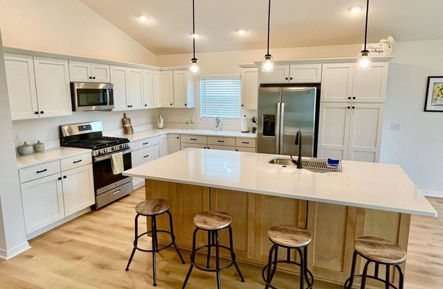 Welcome to The Dove at Eastport A 3BR/3 FULL BA home in The Villages, Florida