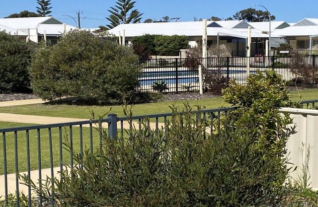 Unidad 24 Seafront Estate
