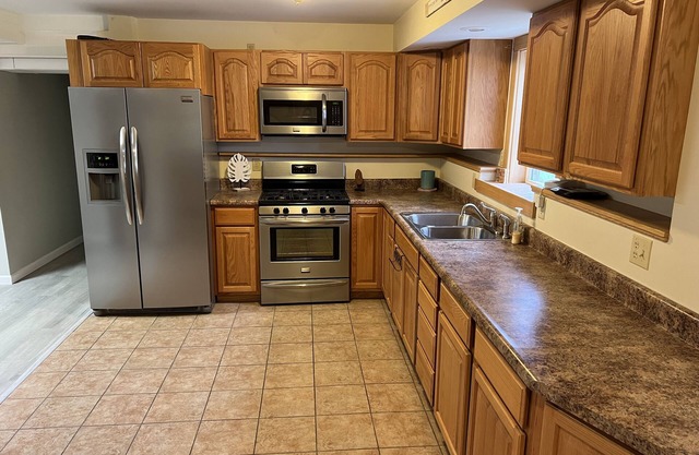 Wellsboro Rail Trail 2 2 bedroom, fully stocked kitchen and pet friendly