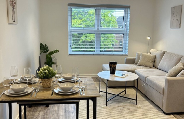 Apartamento-Confortable-Baño Privado-Vista a la Calle