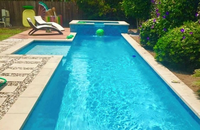 Westside Oasis- Mar Vista 2 bedroom home with pool, hot tub..