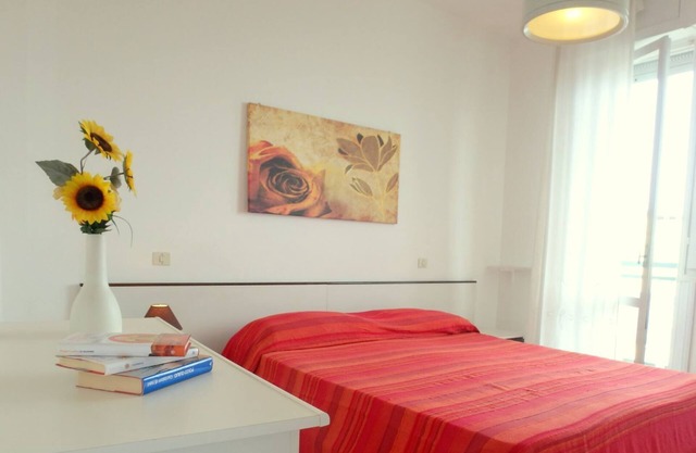 Lo vistas al mar !!! Hermoso apartamento de tres habitaciones reformado