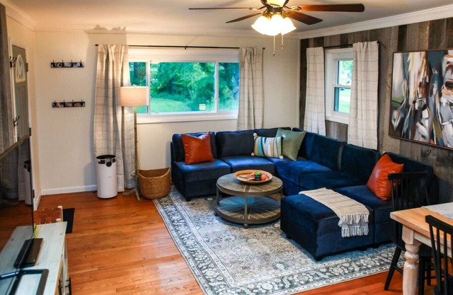 WiFi & Pet Friendly - Alice Rocks near Cave Run Lake & Red River Gorge!