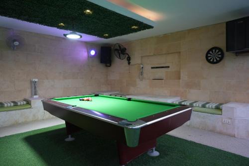 Wild farm Football, Jacuzzi, BBQ Sharjah