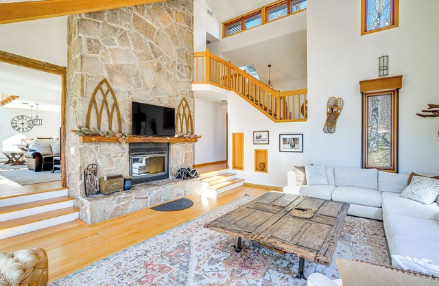 ¡NUEVO! Wilmington Home con terraza, vista al lago y sala de juegos