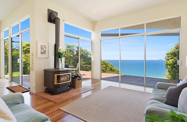 Wind Whistle Ridge - Stunning Beach Views