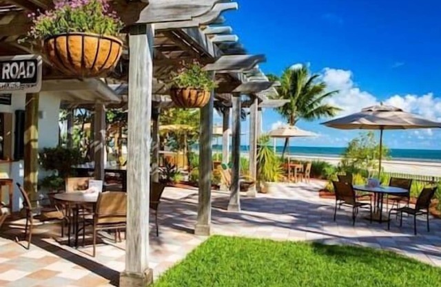 Windward Point Beachfront Resort, Hot Tub, Pool