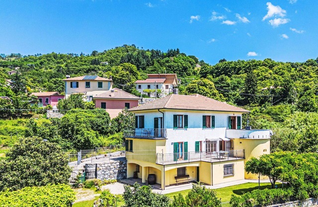 Maravillosa casa de vacaciones privada con WIFI, TV, patio, mascotas permitida y aparcamiento