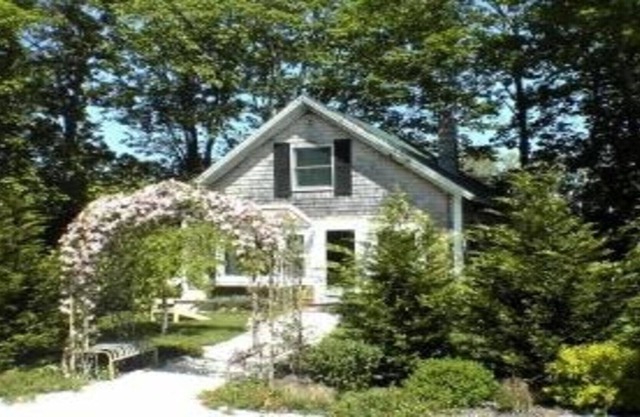 Maravillosa cabaña en la ciudad Vineyard Haven, cerca de todo