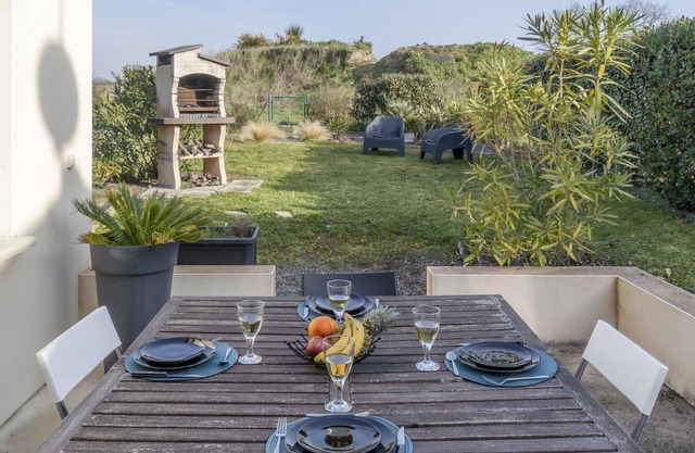 Estupenda casa de vacaciones para 4 personas con WIFI, TV, terraza y aparcamiento