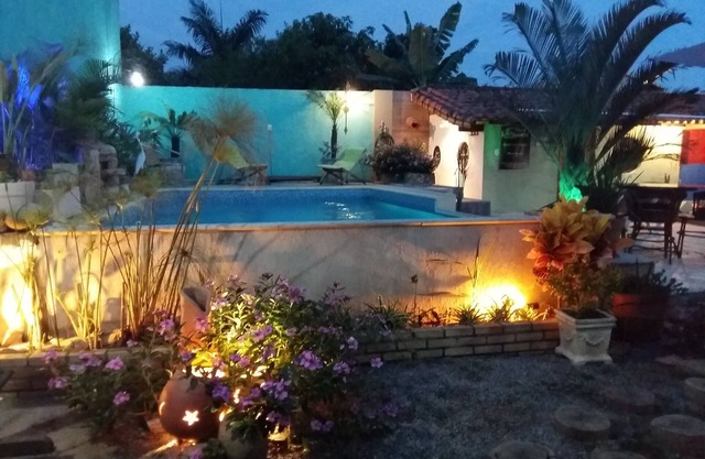 Maravillosa casa de 3 dormitorios (1 suite) con piscina, hasta 12 x tarjeta sin intereses.