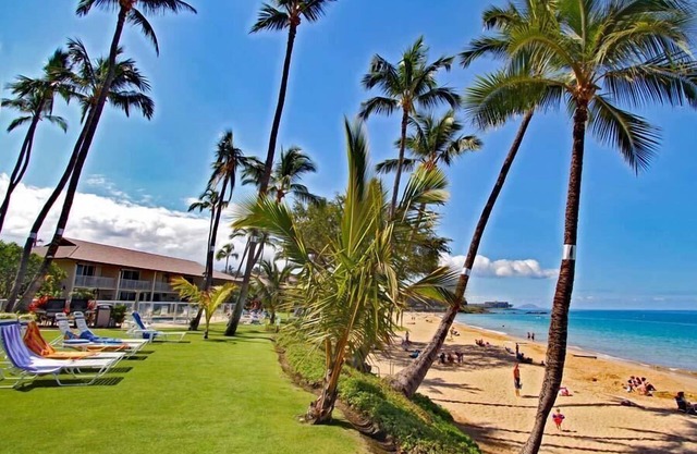 Wonderful Honokowai Beach Condos