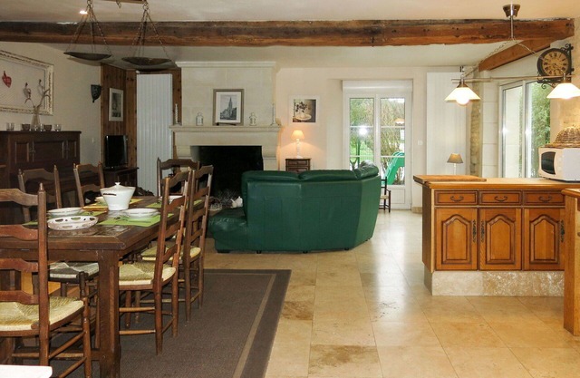 Estupenda casa de vacaciones privada con WIFI, TV, terraza, mascotas permitida y aparcamiento