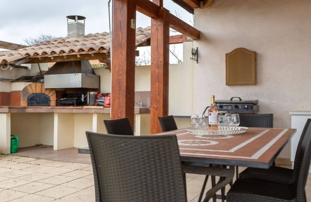Maravillosa casa de vacaciones privada con A/C, WIFI, piscina privada, TV, terraza y aparcamiento