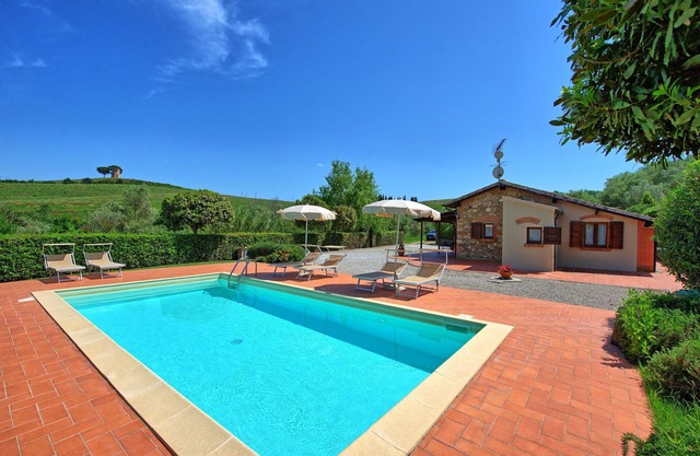 Casa de vacaciones privada con A/C, WIFI, piscina privada, TV, vista panorámica, aparcamiento