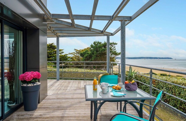 Preciosa casa de vacaciones privada para 6 personas con WIFI, TV, terraza y aparcamiento