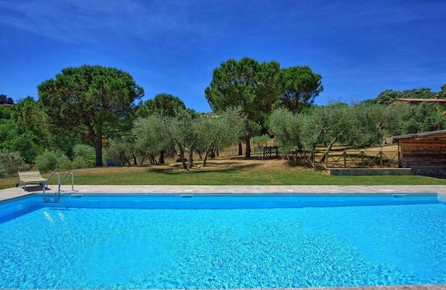 Preciosa casa de vacaciones privada con A/C, piscina, WIFI, vista panorámica y aparcamiento