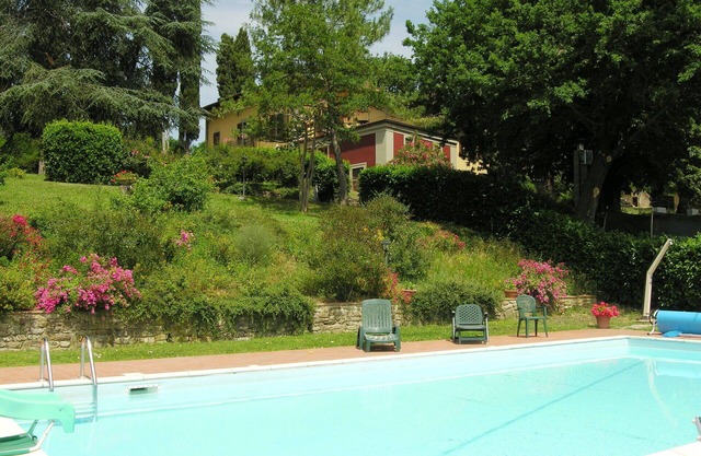 Casa de vacaciones privada con WIFI, piscina privada, TV, patio, vista panorámica, aparcamiento