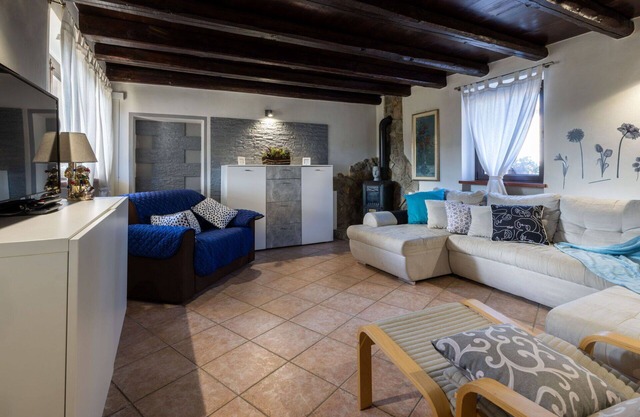 Estupenda casa de vacaciones con WIFI, TV, terraza, mascotas permitida y aparcamiento