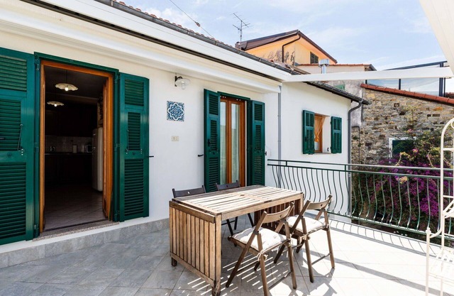 Maravillosa casa de vacaciones para 4 personas con WIFI, terraza, mascotas permitida y aparcamiento