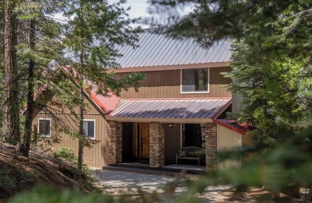 Woodland Retreat - Horse-Friendly + AC