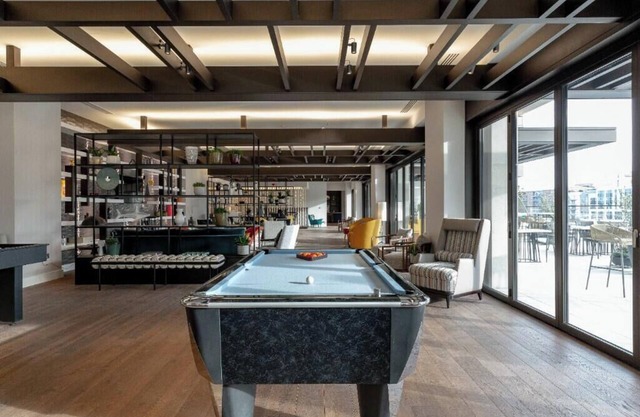 XOX Hotels Canary Wharf