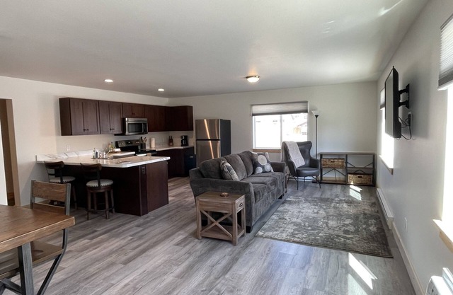 Yellowstone Retreat Rentals UA: two blocks from Yellowstone!