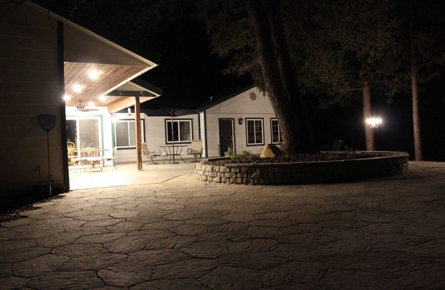 Yosemite Mountain Escapes! ¡Comodidad al visitar los especiales de invierno de Yosemite! ¡Spa!