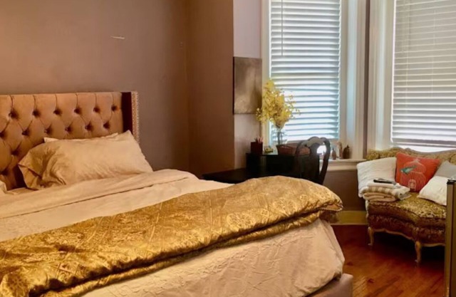 Your home away from home in Bloomingdale, D.C. (Room C)