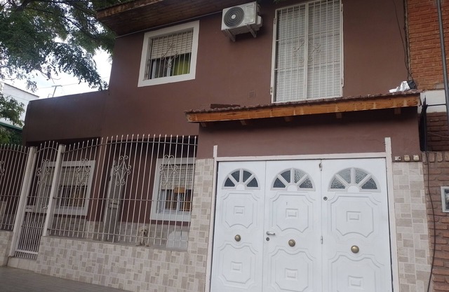 Tu estancia perfecta aquí, con parrilla, garaje privado y wifi, Céntrico.