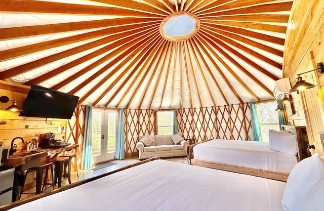Yurt Overlook # 3 en East Zion Resort (2 camas King)