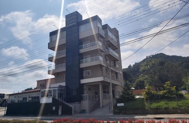 Zeca's Hotel