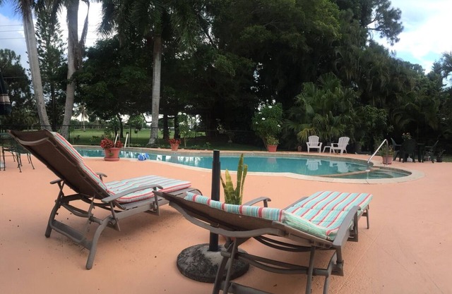 Zen Garden Private Guest House por Beach n Golf